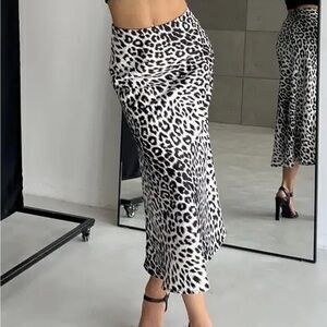 Leopard Print Midi Skirt animal print